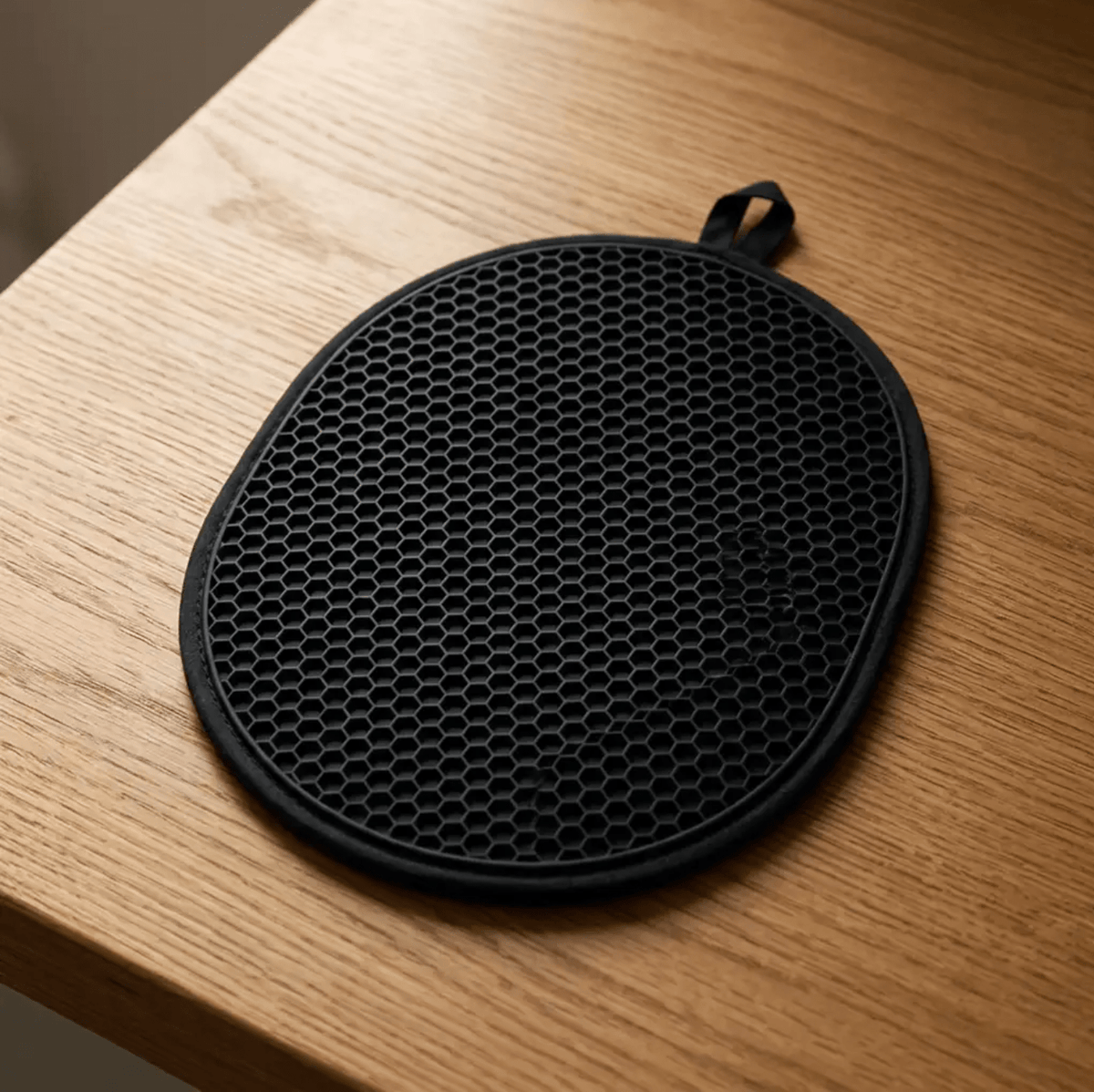 Luxgrove™ Grab & Rest Pad - The Trivet That Grabs The Pan - Luxgrove