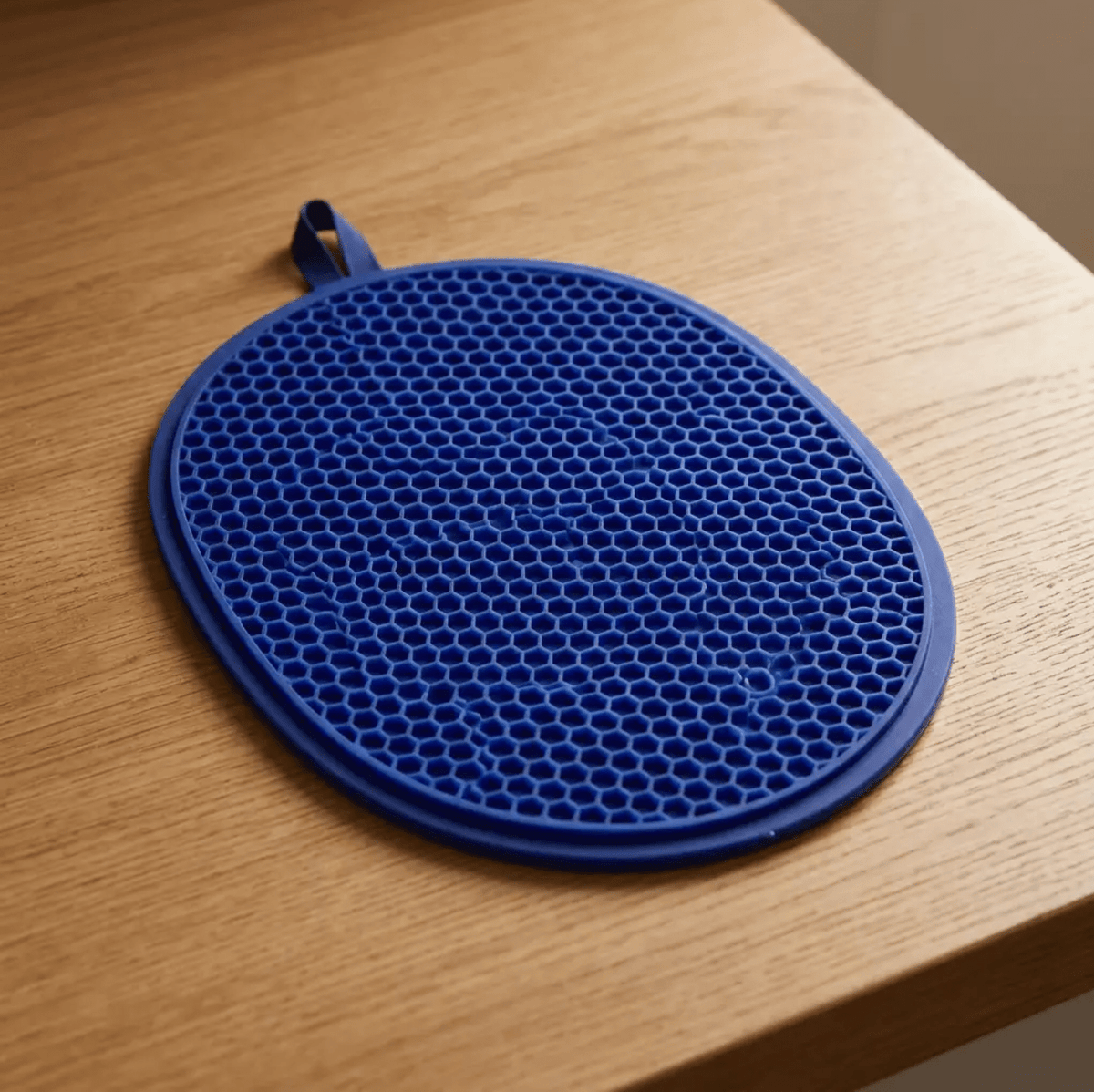 Luxgrove™ Grab & Rest Pad - The Trivet That Grabs The Pan - Luxgrove